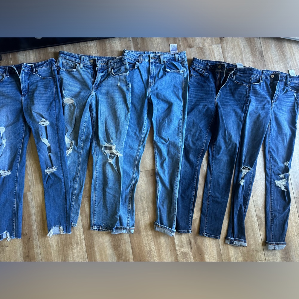 JEANS BUNDLE SIZE 2 - LEVIS, ABERCROMBIE, OLD NAVY